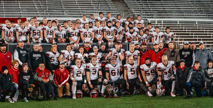 001FRI-Photo1-BWFB-Team(W)