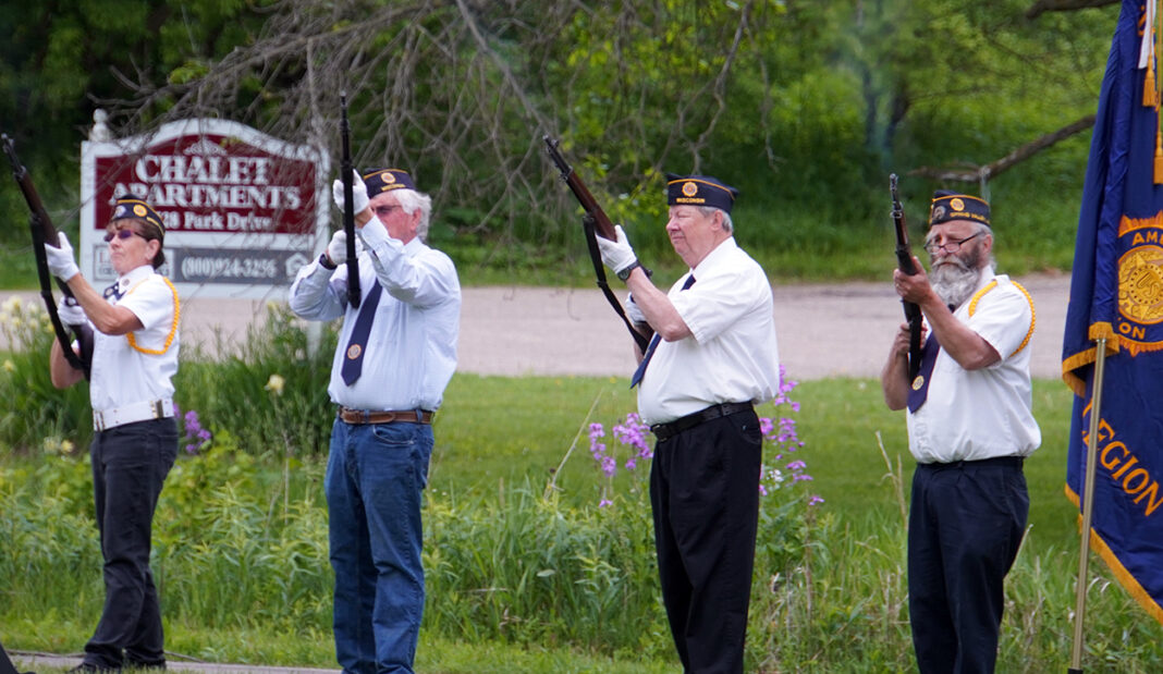 001THU-DSC00827-SV-Rifle-Salute
