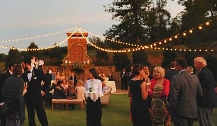 001SUN-Former-and-current-staff-of-SCHVV-invited-to-a-get-together(W)