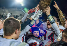 Blackhawk football tops Aquinas; Division 4 Sectional Champions