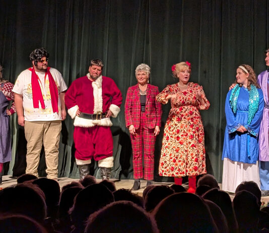 Spring Valley Stagehands deliver holiday laughs with ‘Christmas Belles’